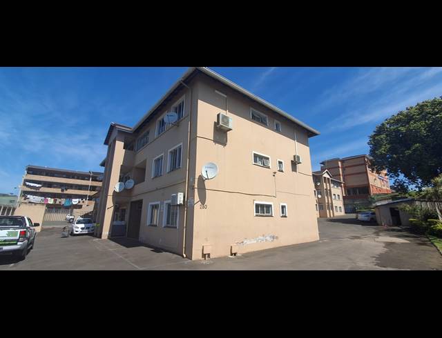 3 BEDROOM APARTMENT FOR SALE IN TONGAAT CENTRAL